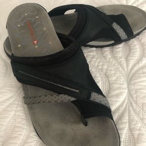 Black Merrill Terran Toe Sandal